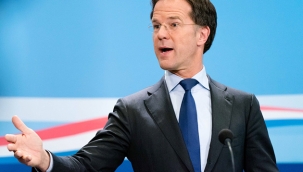 Hollanda Başbakanı Mark Rutte'den Emmanuel Macron'a tam destek