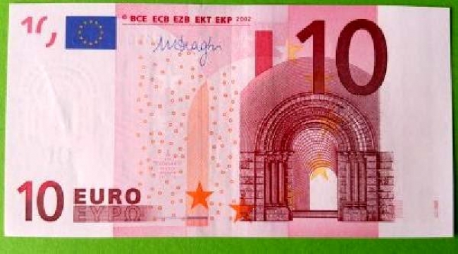 Hollanda'da hatalı basılan 10 euro için alıcı arıyor