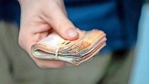 Ölen akrabalarının evinde buldukları 330 bin euroyu polise teslim ettiler