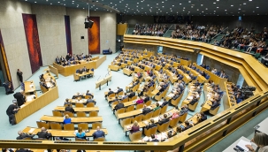 Hollanda parlamentosundan Türkiye ve Azerbaycan hakkında skandal karar