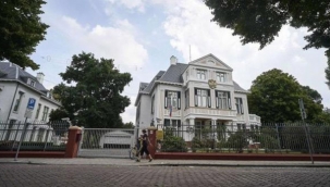 Hollanda, casus ilan ettiği iki Rus diplomatı sınır dışı edecek