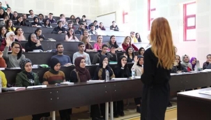 Hollanda merkezli STK'den 5 üniversiteye uzaktan eğitim için teknik ve ekipman desteği