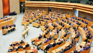 Hollanda'da  sözde "Ermeni soykırımı tanınsın" önergesi oylanacak