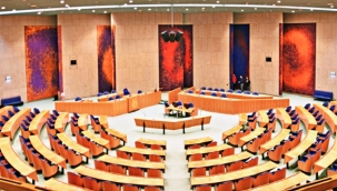 Hollanda parlamentosu, 1915 olaylarıyla ilgili Ermeni iddialarını kabul etti