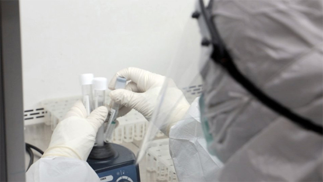 Almanya'lı gurbetçi ailenin Türkiye'deki koronavirüs yalanlarını boş pide kutuları ortaya çıkardı