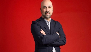 Hollanda'da milletvekili adayı Alptekin Akdoğan, saldırıya uğradı