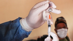 Hollanda,  60 yaş üstüne aşılama başlıyor. Randevunuzu almayı unutmayın!