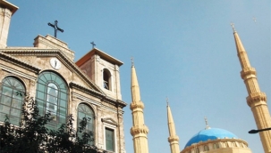 Hollanda'da hükümet isterse camileri 10 gün kapatabilecek