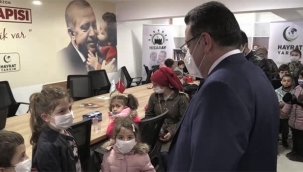 Hollandalı Genç MUSİAD üyeleri, Trabzonlu çocukları sevindi