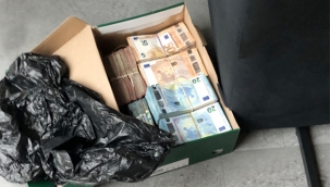 Hollanda Polisi, 400 bin euro nakit paraya el koydu