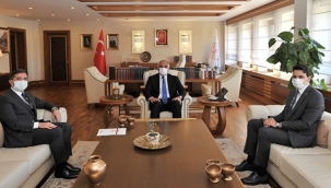 Türkiye, aşı olanlardan PCR testi istemeyecek