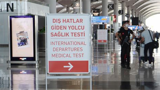 Aşı olsun veya olmasın Türkiye'den Hollanda'ya gelen herkes PCR testi yaptıracak