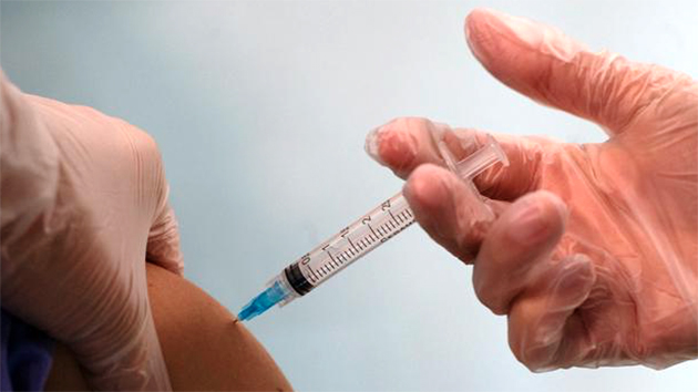 Hollanda'da 12 ile 17 yaş arası gruba da Kovid-19 aşısı uygulanacak