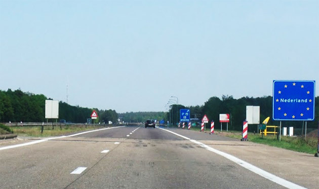 Hollanda, sınırlarda Covid-19 kontrollerine başlıyor