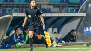 Hollanda Birinci Futbol Ligi Eredivisie'de ilk kez bir kadın hakem görev alacak