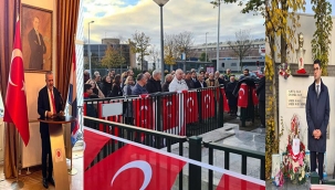 Hollanda'da 10 Kasım Anması