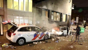 Rotterdam'da Covid-19 protestosu çatışmaya dönüştü: 7 yaralı, 20 gözaltı