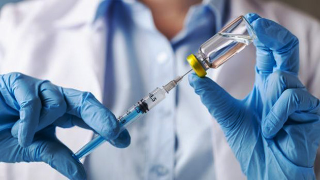 Hollanda'da 3'üncü doz aşıda sıra 1971, 1972 ve 1973 yılı doğumlulara geldi