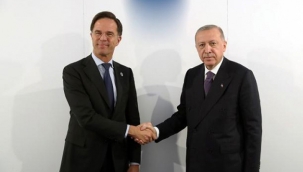 Başbakan Mark Rutte, Cumhurbaşkanı Erdoğan'la görüşmek için Ankara'ya gidiyor