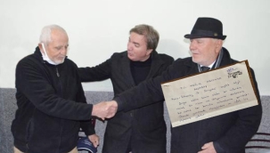 15 yıldır küs olan kardeşlerin barıştırılması için Hollanda'dan yazdığı mektup karşılık buldu