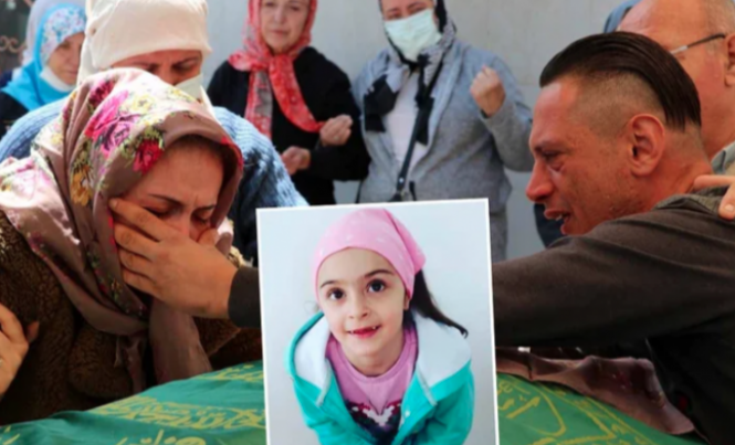 6 yaşındaki Ece Melisa, gözyaşları arasında memeleketi Manisa'da toprağa verildi