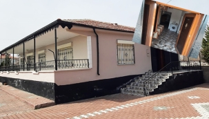 Hollandalı gurbetçi ailenin memleketindeki evi soyuldu