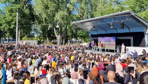 Hollanda'da Anadolu Festivali'ne yoğun ilgi