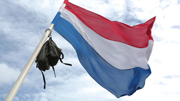 Hollanda'da orta ve lise dengi okulları bitirme sınav sonuçları açıklanmaya başladı