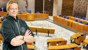 Hollanda'da sığınmacı krizi VVD'de istifa getirdi