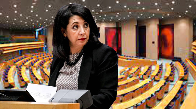 Hollanda'da Fas kökenli Khadija Arib, milletvekilliği görevinden istifa etti