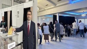 Hollanda'da 2.turun ilk gününde rekor sayıyadaki seçmen oy kullandı