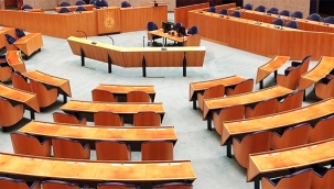 Hollanda'da yaz tatilinin ardından ilk Bakanlar Kurulu toplantısı bugün gerçekleşecek. Peki yeni siyasi dönemde neler bekleniyor?