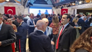 Hollanda'da Cumhuriyet'in 100. yılı kutlamaları başladı