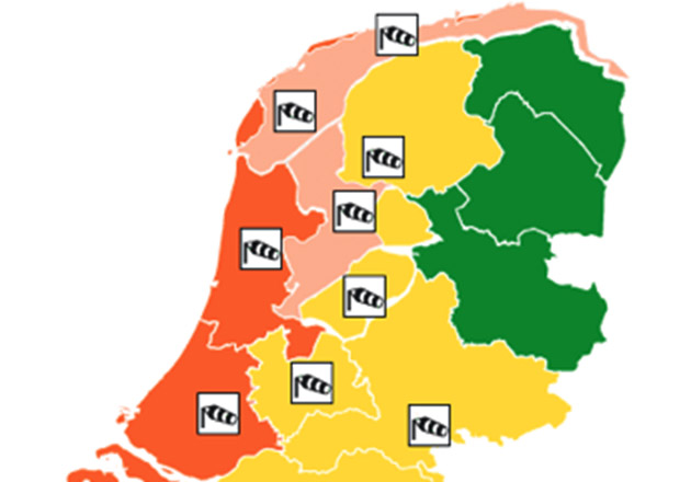 Hollanda'da fırtına uyarısı: Zorunlu olmadıkça evden çıkmayın!