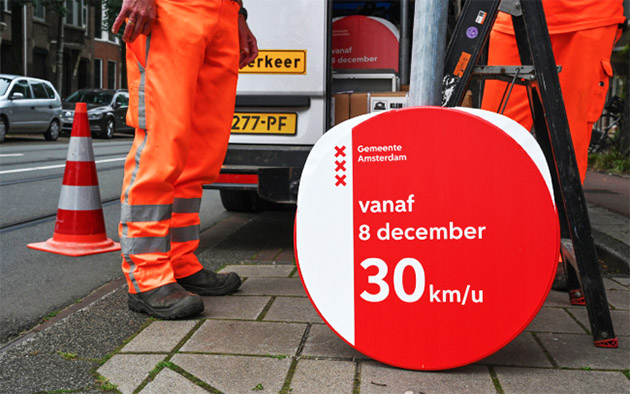 Başkent Amsterdam'da hız sınırı 30 kilometreye düştü.. Uygulama 8 Aralık'ta başlıyor