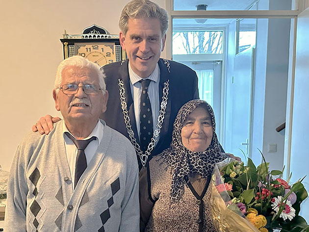 Hollandalı Belediye Başkanı Kolff, Türk çiftin 65'inci evlilik yıldönümünü kutladı