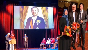 Hollanda'da 9 Türk'e Kraliyet Nişanı