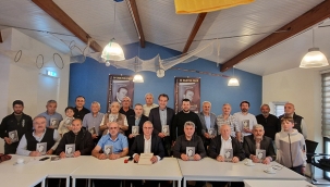 Eserleri ile gönüllere taht kuran Erol Güngör, kitap tanıtımının yapıldığı günde Hollanda'da anıldı