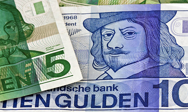 Hollanda'da eski 5 ve 25 guldenlerin değişim süresi dün sona erdi