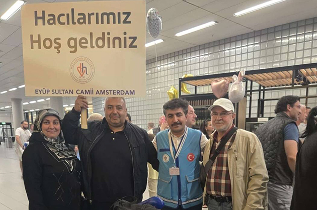 Hacılar Hollanda'ya dönmeye başladı