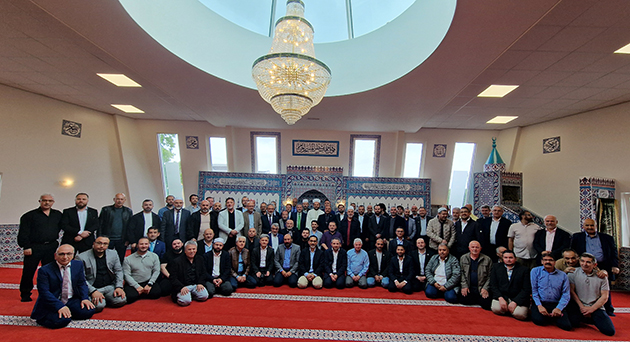 Hollanda Diyanet Vakfı'ndan bayramlaşma