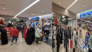 Şahan Süpermarket Zaandam Şubesi Açılışının İlk Gününde Büyük İzdiham