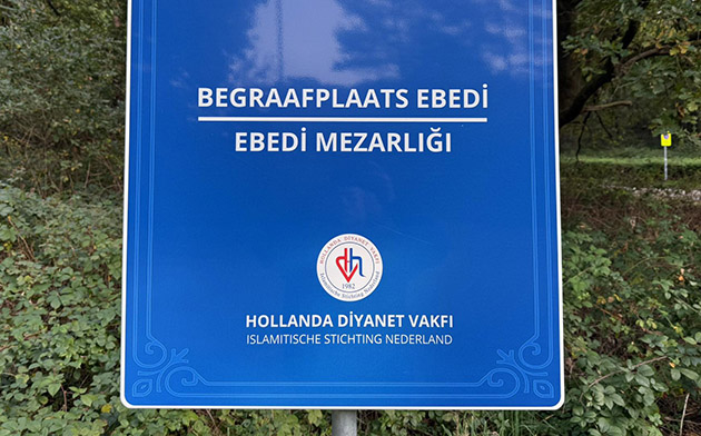 HDV’den Hollanda’da Bir İlk: Arnhem’de Ebedi Müslüman Mezarlığı Açıldı