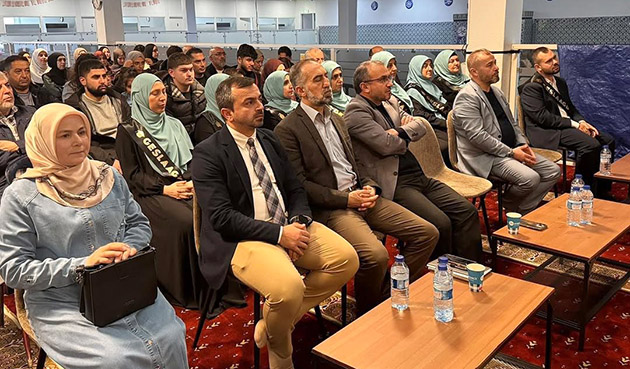 Hollanda'da AÖF İlahiyat Mezunlarına Diplomaları Verildi