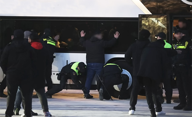 Ajax-Galatasaray Maçı Öncesi ve Sonrasında Olaylar: 16 Gözaltı