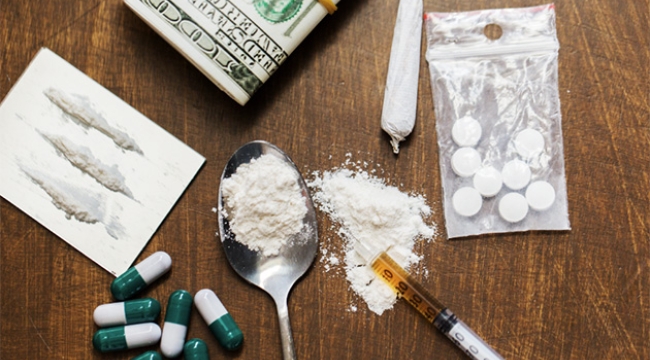 Hollanda'da İzinsiz ilaç Ve Uyuşturucu Satışı Yapan Siteyle Bağlantılı Olası Ölümler Gündemde