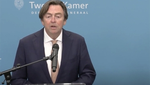 Hollanda'da "Yalancı" İfadesi İstifa Getirdi! D66'da Şok Gelişme....