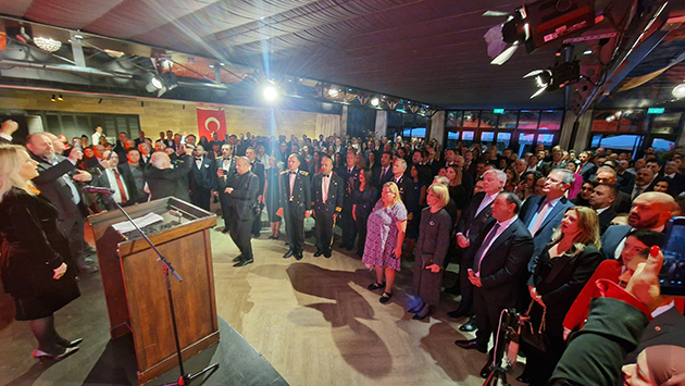Lahey'de Cumhuriyet Bayramı Resepsiyonu: "En Değerli Ortak Yatırımımız İnsan Kaynağımızdır"