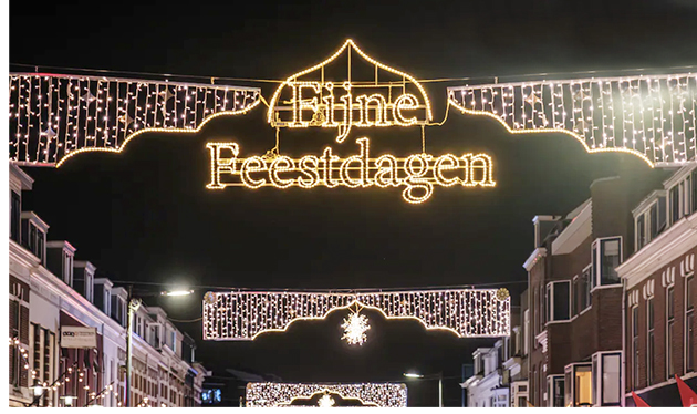 Hollanda'da Caddeler Yeni Yıl Ve Ramazan Ayı İçin Ortak Tasarım Işıklarıyla Süslenip Aydınlatılıyor