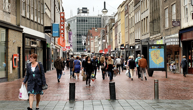 Hollanda’nın en yoğun alışveriş caddeleri arasında Eindhoven’den Demer öne çıktı